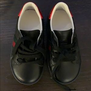 Baby Size 21 Gucci shoes worn a couple of times